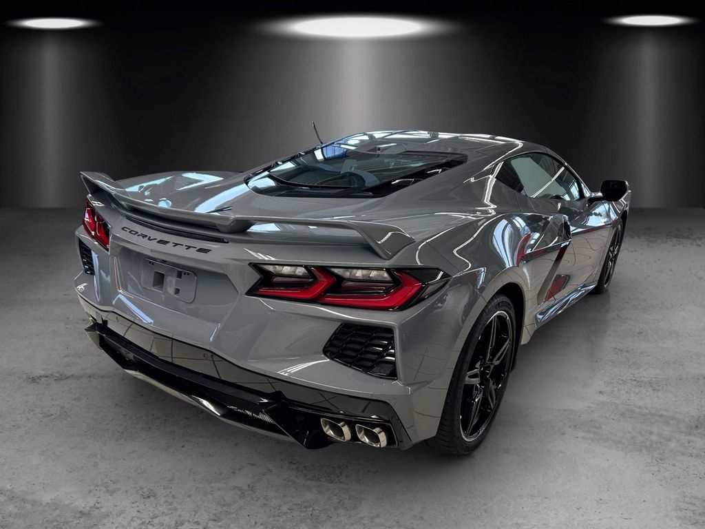 Corvette C8 2025