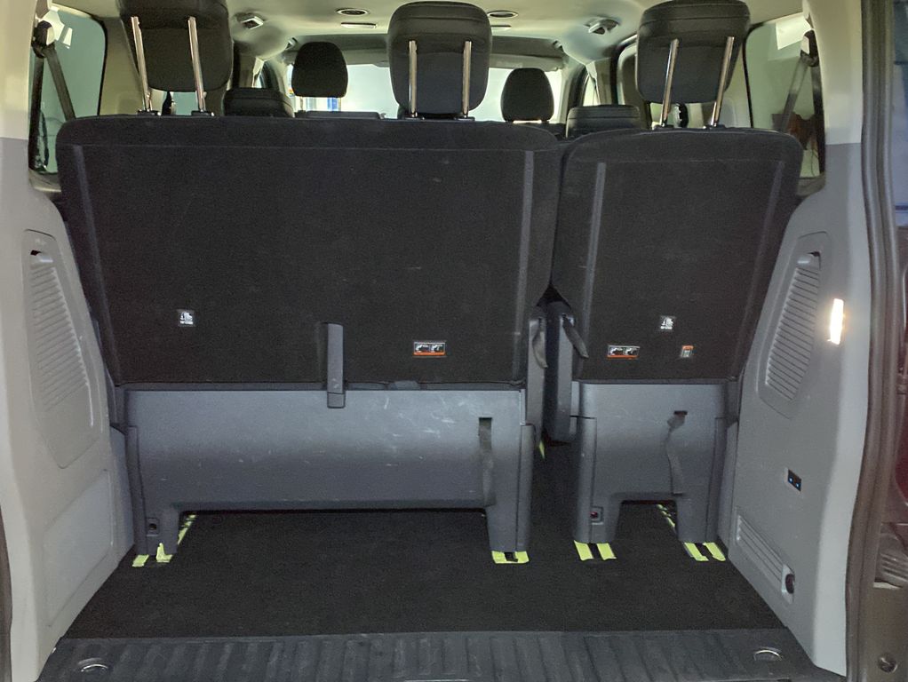 Ford Tourneo Custom 2025