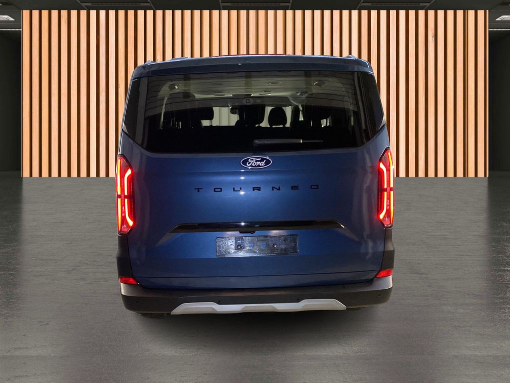 Ford Tourneo Custom 2025