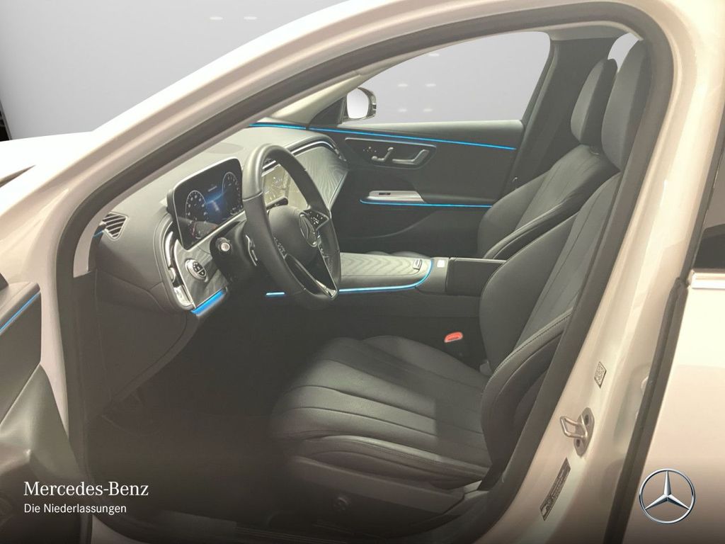 Mercedes-Benz E 300 2025