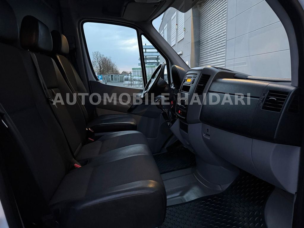 Mercedes-Benz Sprinter 2012