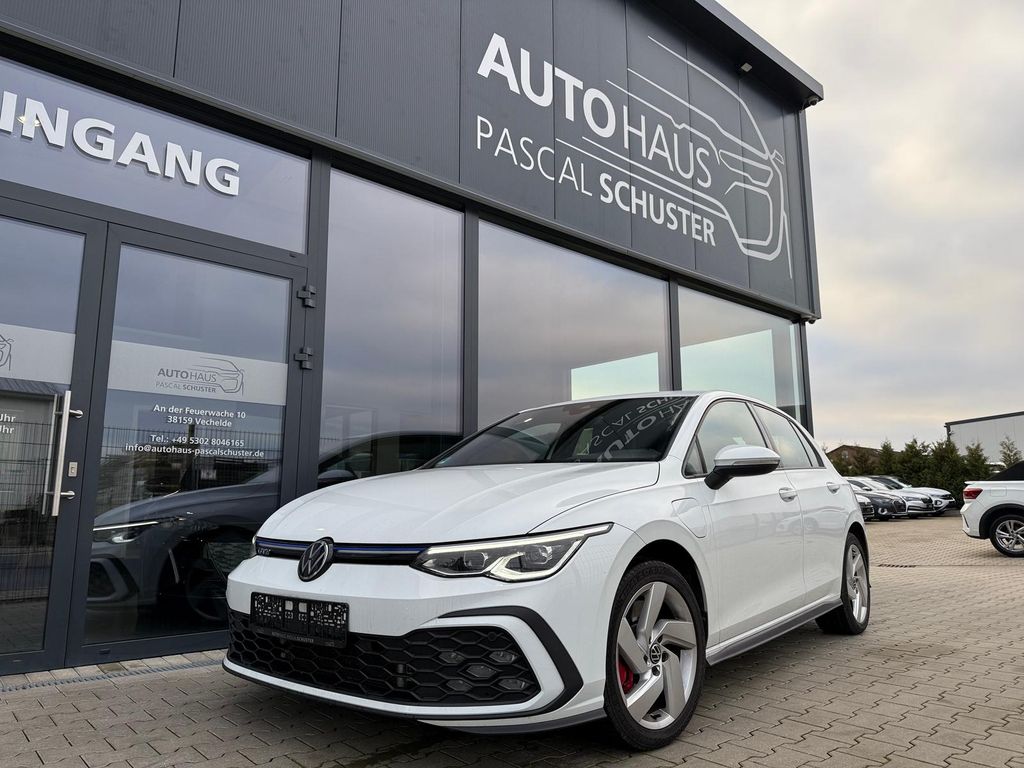 Volkswagen Golf 2021
