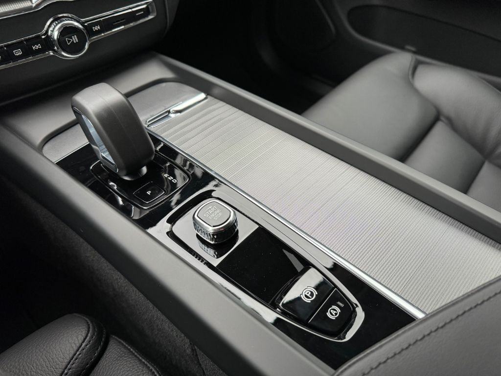 Volvo XC60 2024