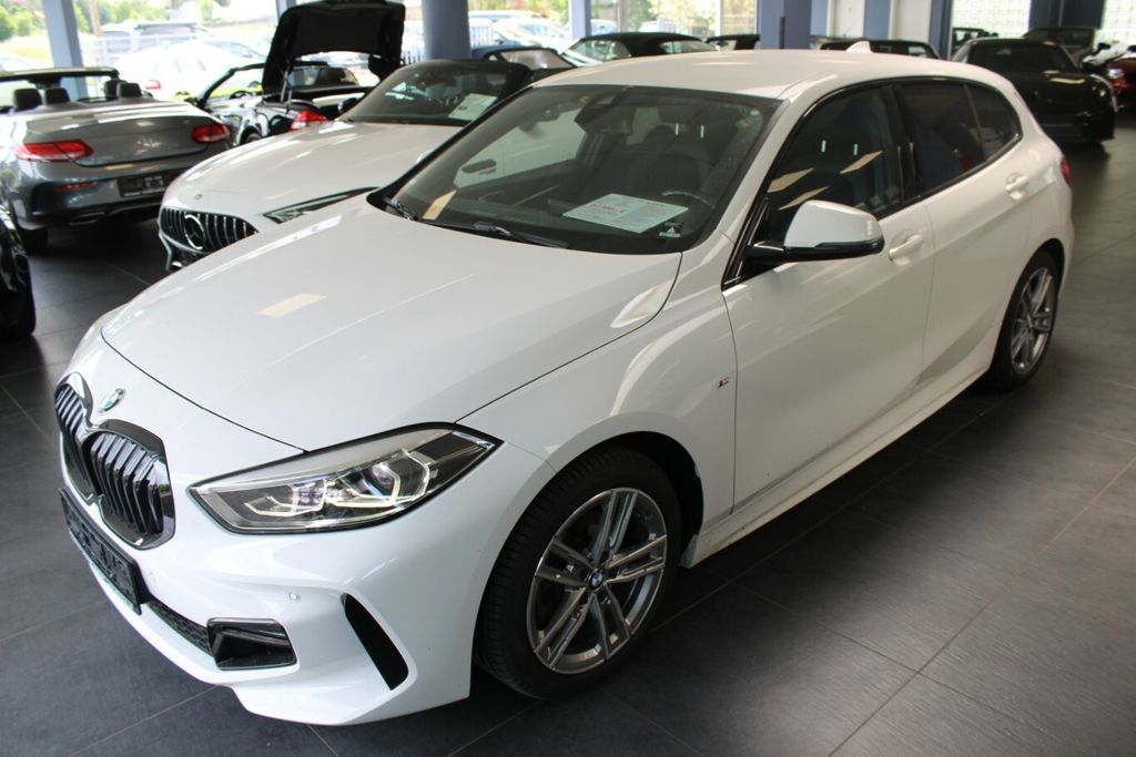 BMW 118 2022