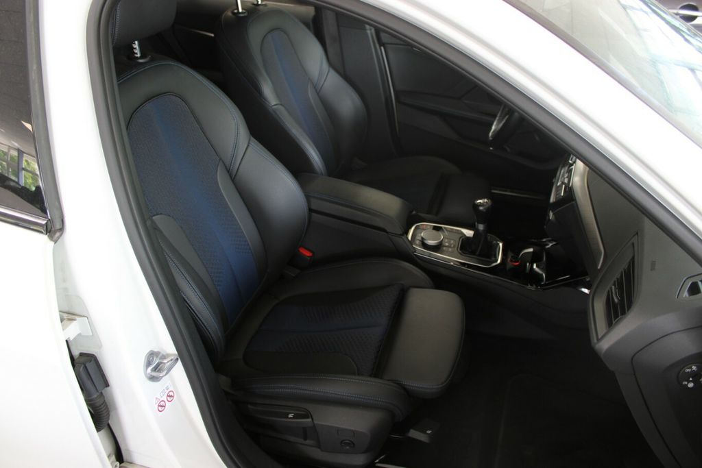 BMW 118 2022