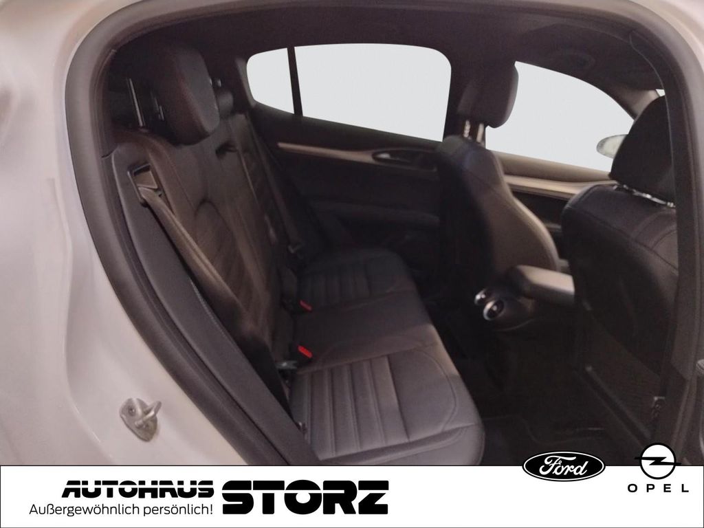 Alfa Romeo Stelvio 2024