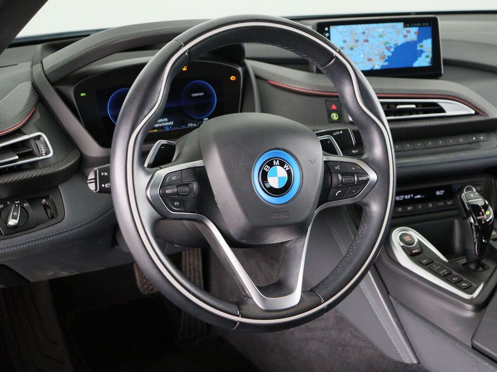 BMW i8 2020