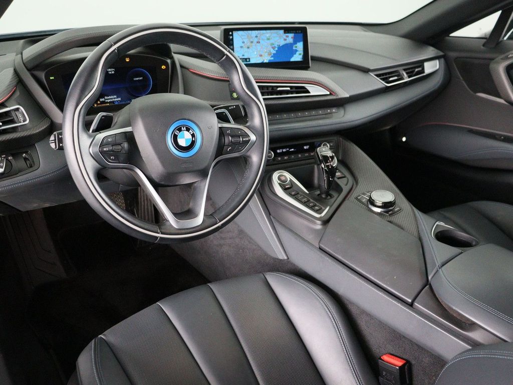 BMW i8 2020