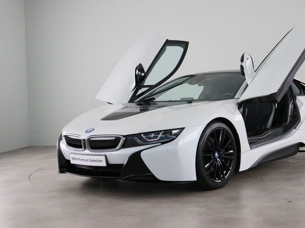 BMW i8 2020