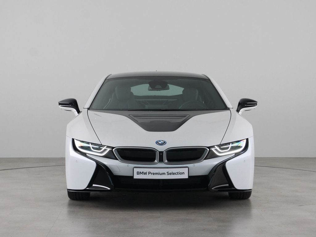 BMW i8 2020