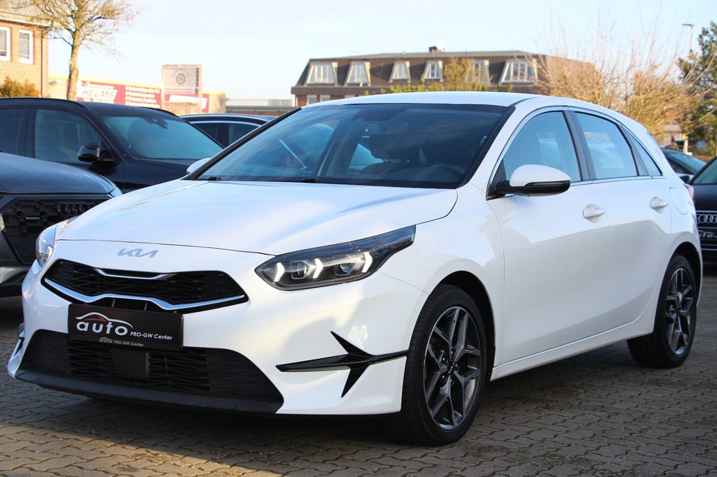 Kia cee'd / Ceed 2022