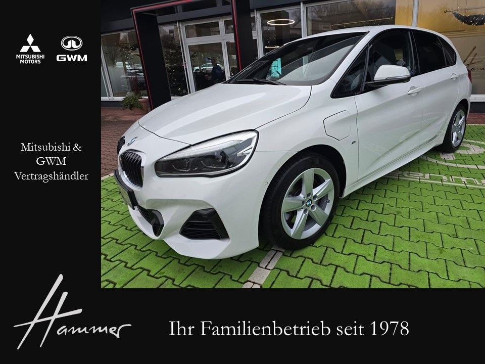 BMW 225 2021