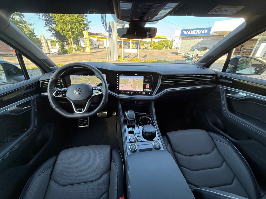 Volkswagen Touareg 2025
