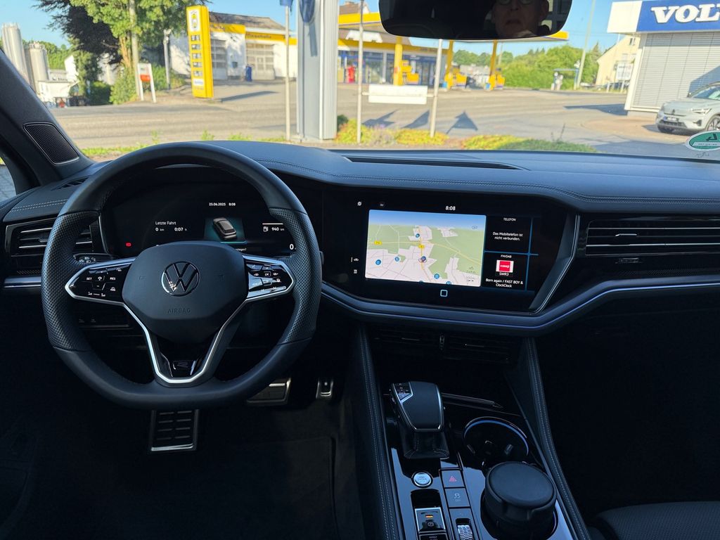 Volkswagen Touareg 2025
