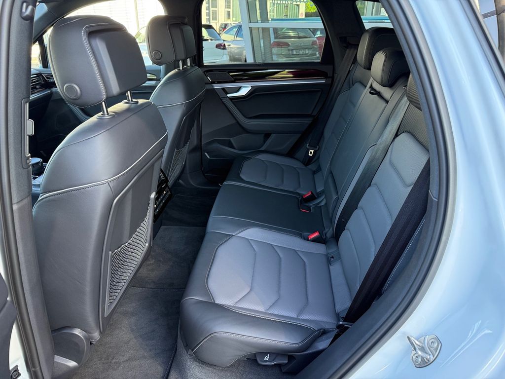 Volkswagen Touareg 2025
