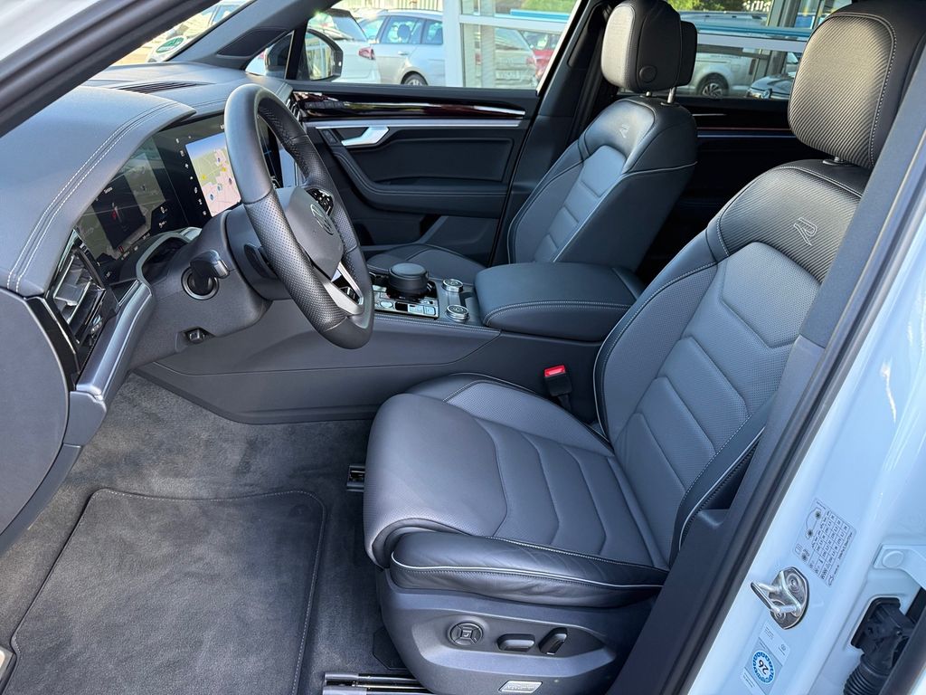 Volkswagen Touareg 2025