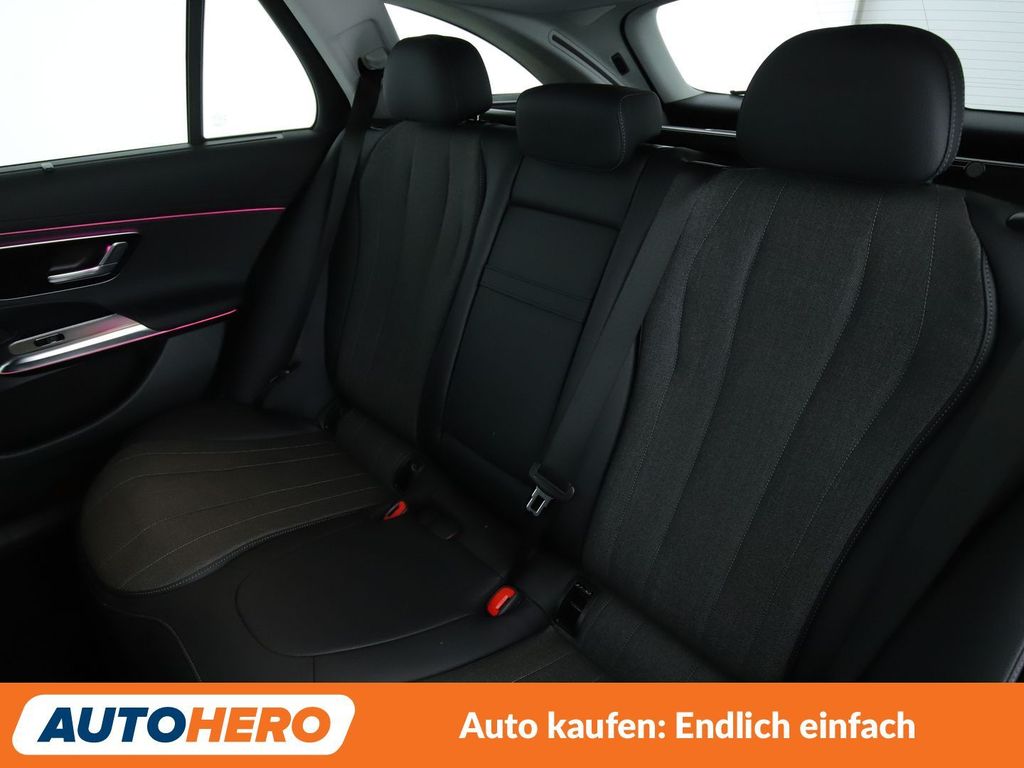 Mercedes-Benz E 200 2025