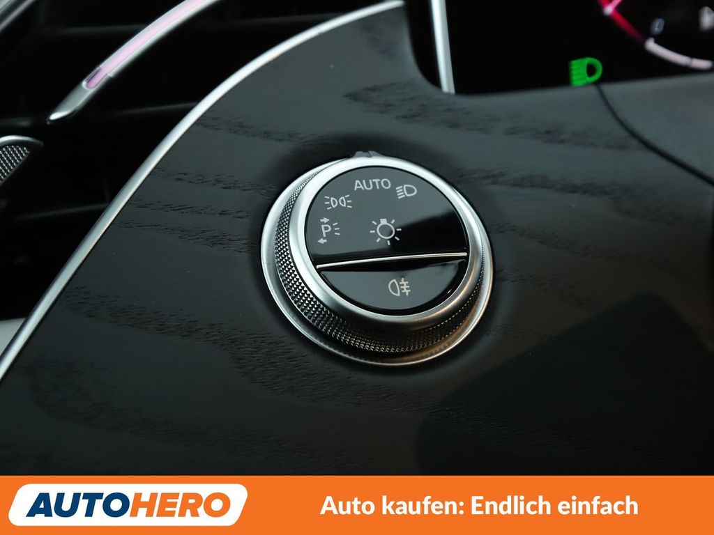 Mercedes-Benz E 200 2025