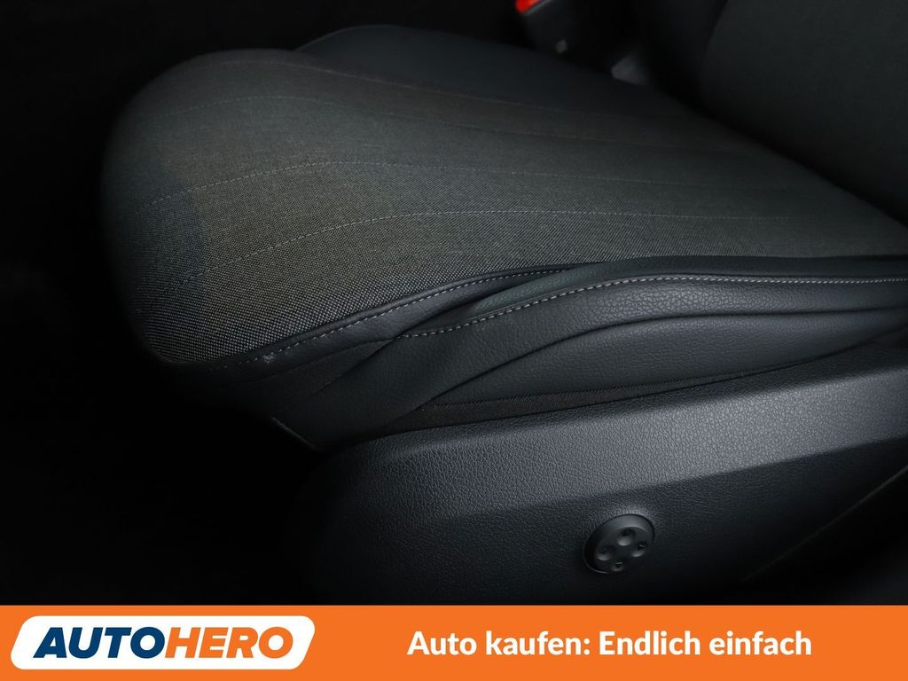 Mercedes-Benz E 200 2025