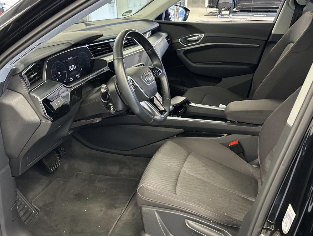 Audi e-tron 2022