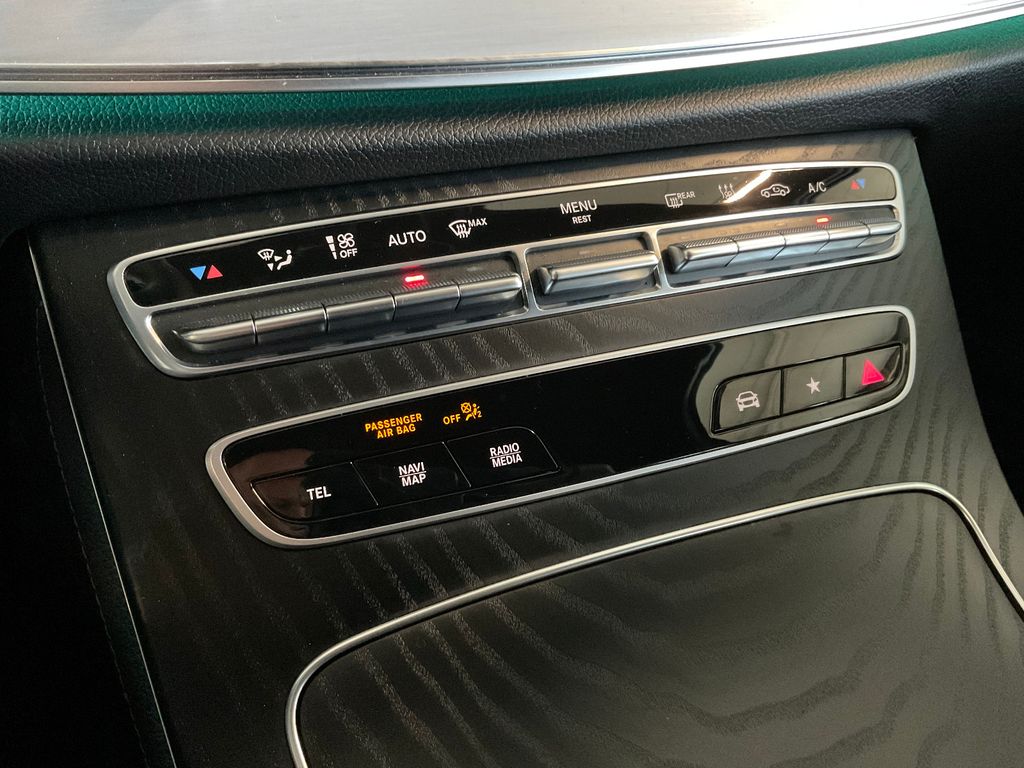 Mercedes-Benz E 300 2023