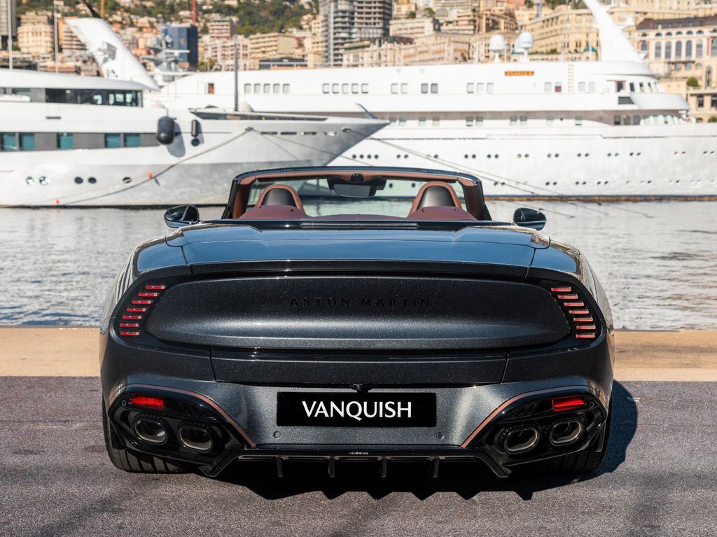 Aston Martin Vanquish