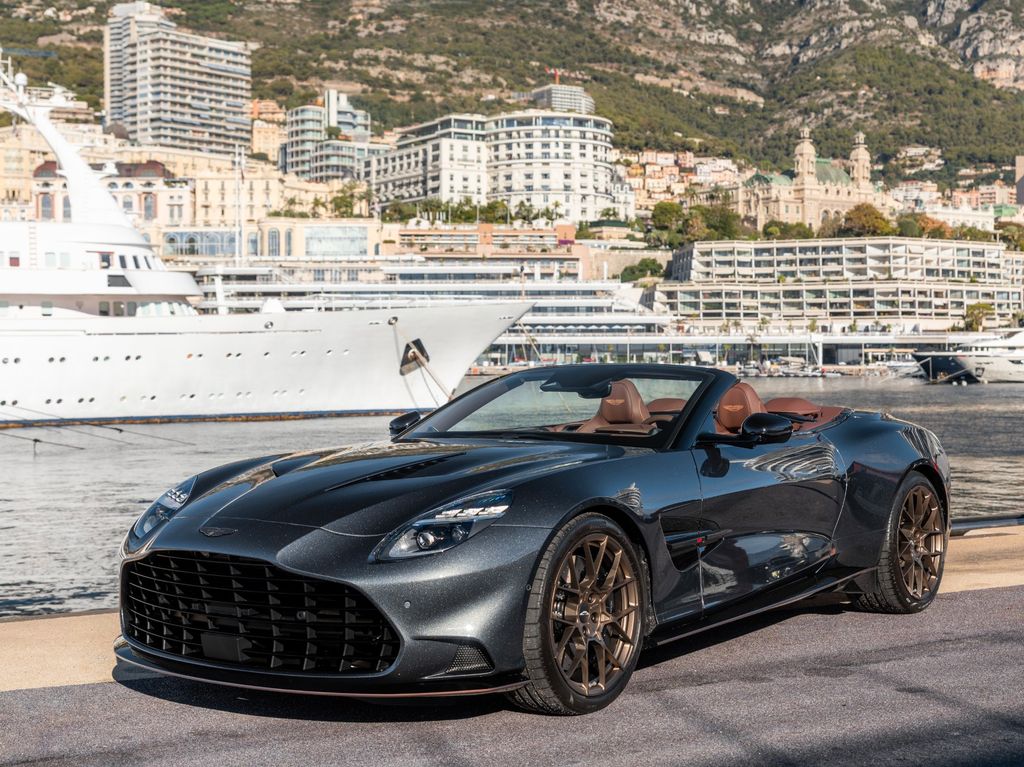 Aston Martin Vanquish