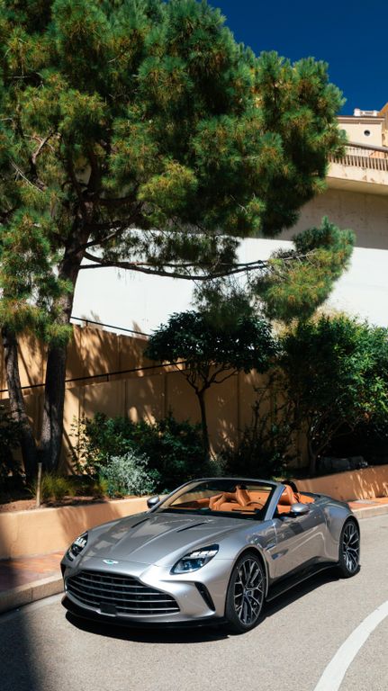 Aston Martin V8 Vantage