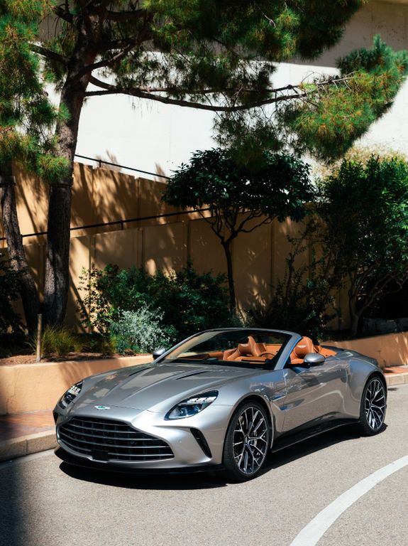 Aston Martin V8 Vantage