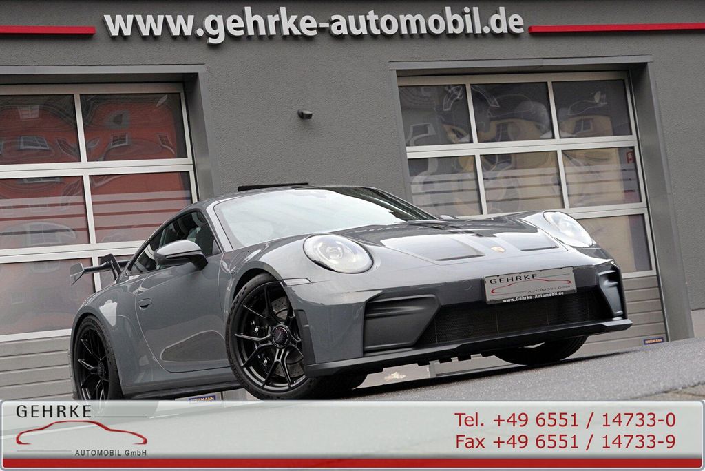 Porsche 992 2025