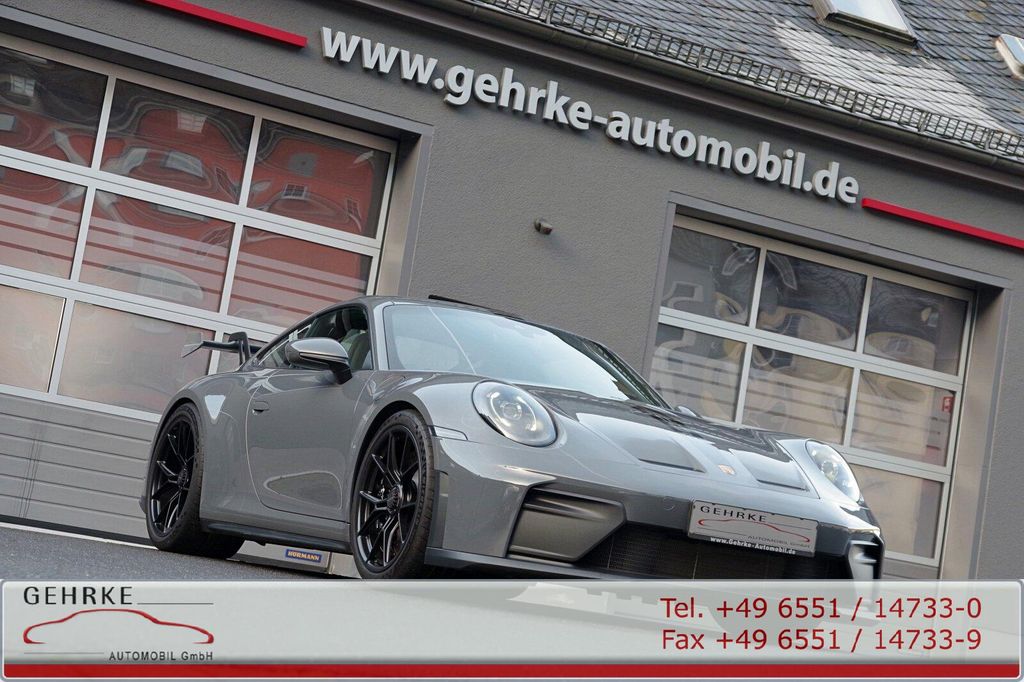 Porsche 992 2025
