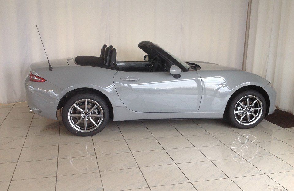 Mazda MX-5 2025