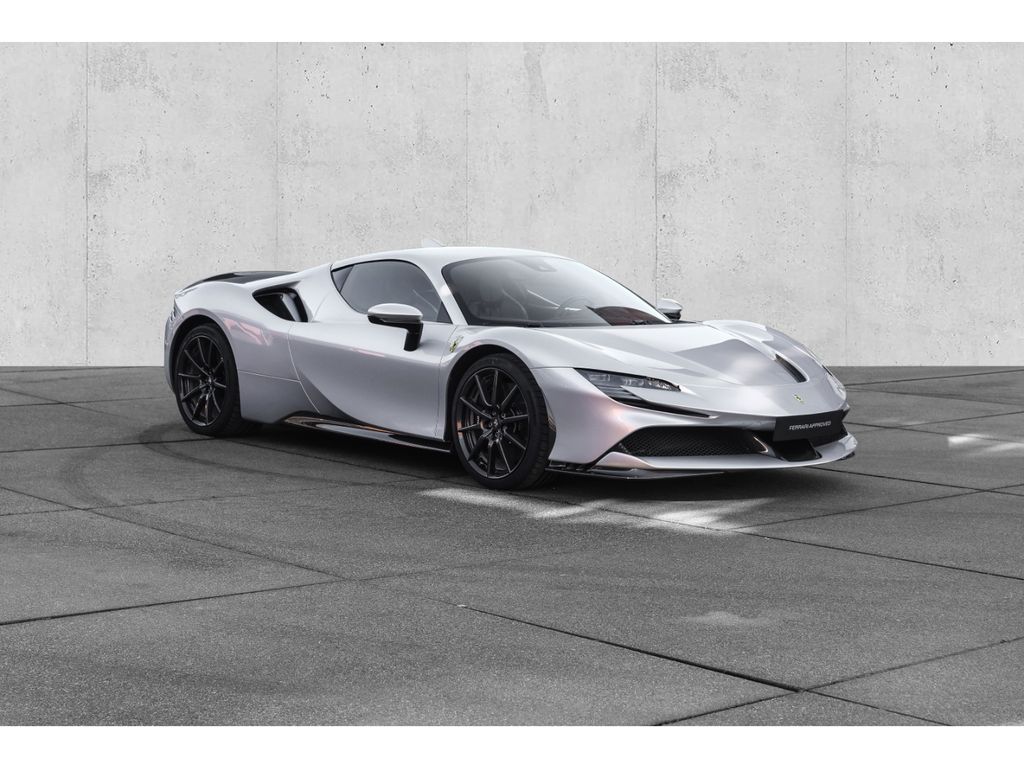 Ferrari SF90 2020