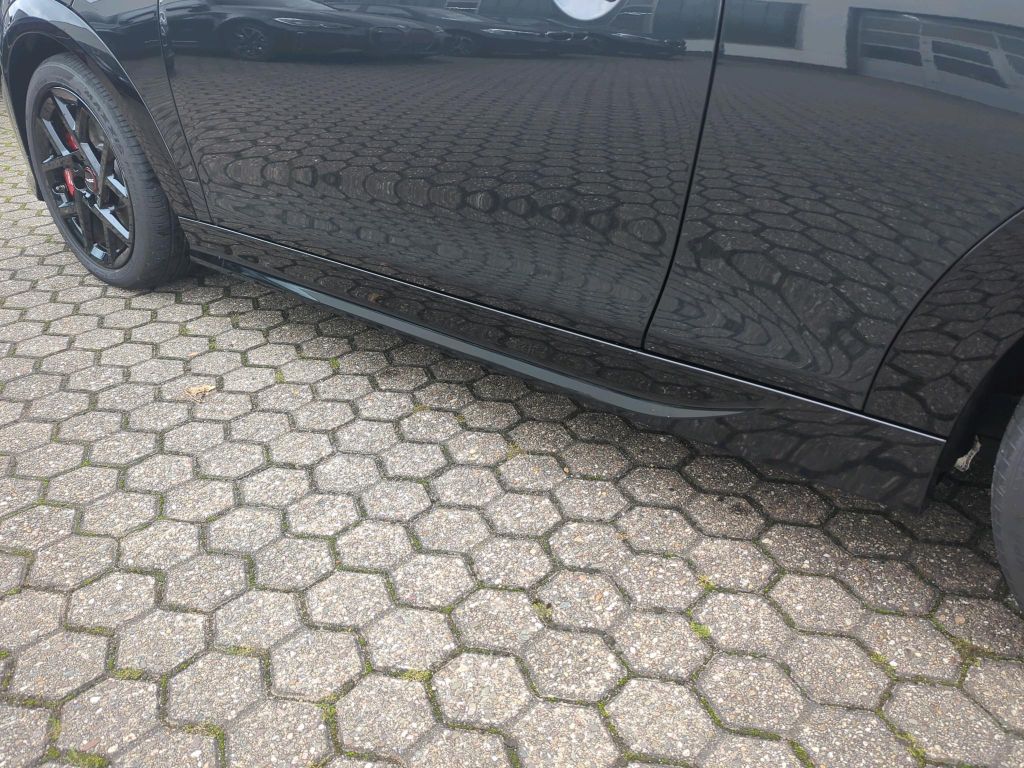 MINI John Cooper Works Cabrio 2024