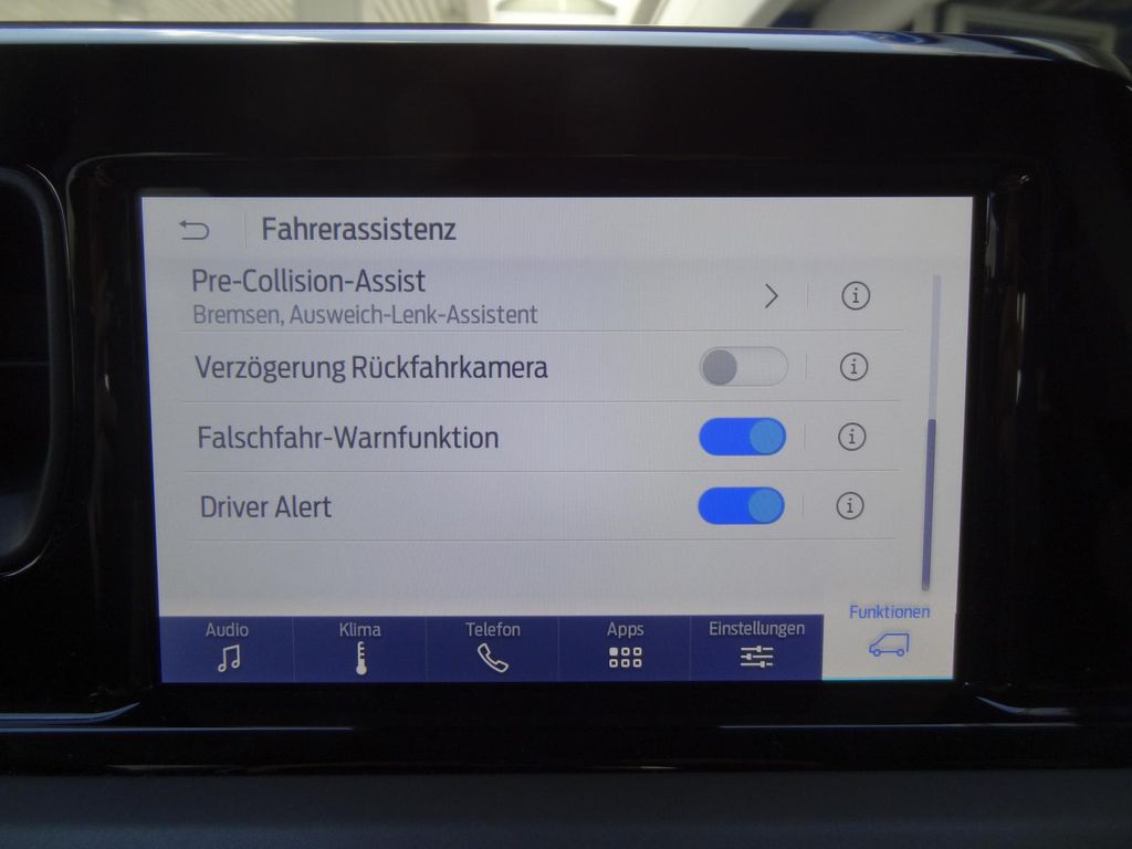 Ford Tourneo Courier 2025