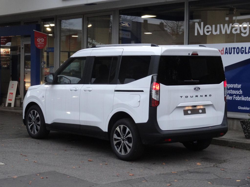 Ford Tourneo Courier 2025