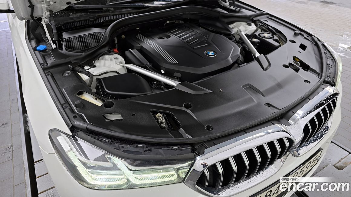 BMW Gran Turismo 2021