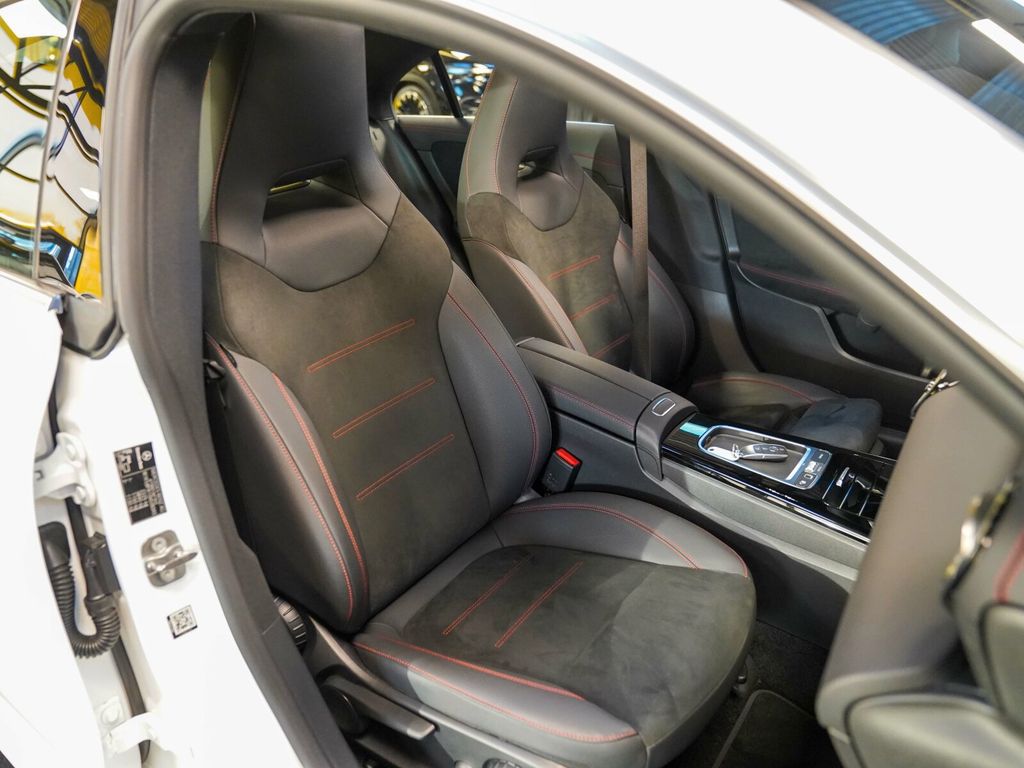 Mercedes-Benz CLA 250 2024