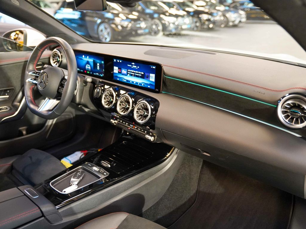Mercedes-Benz CLA 250 2024