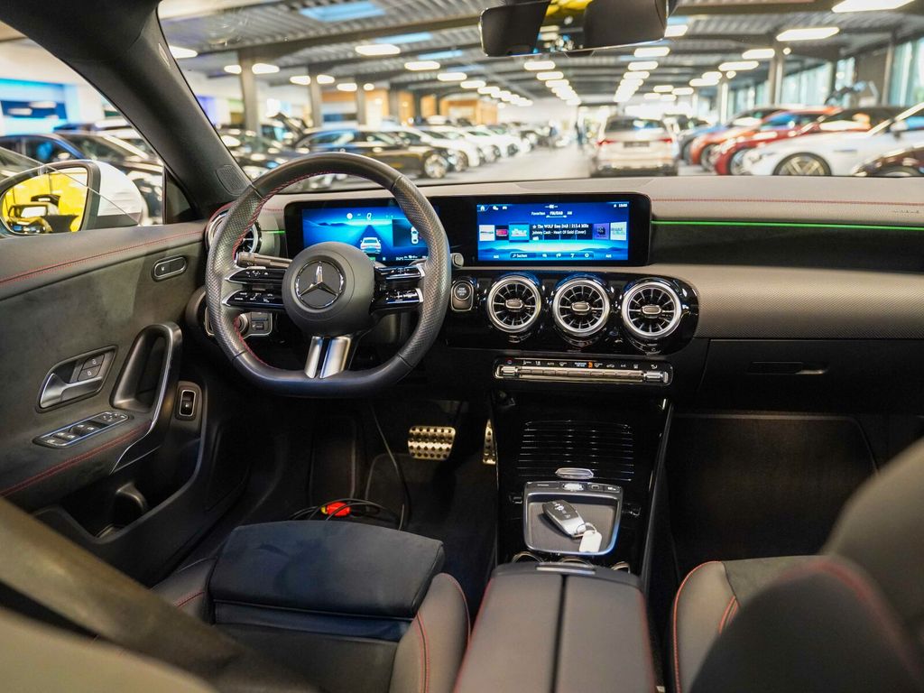 Mercedes-Benz CLA 250 2024