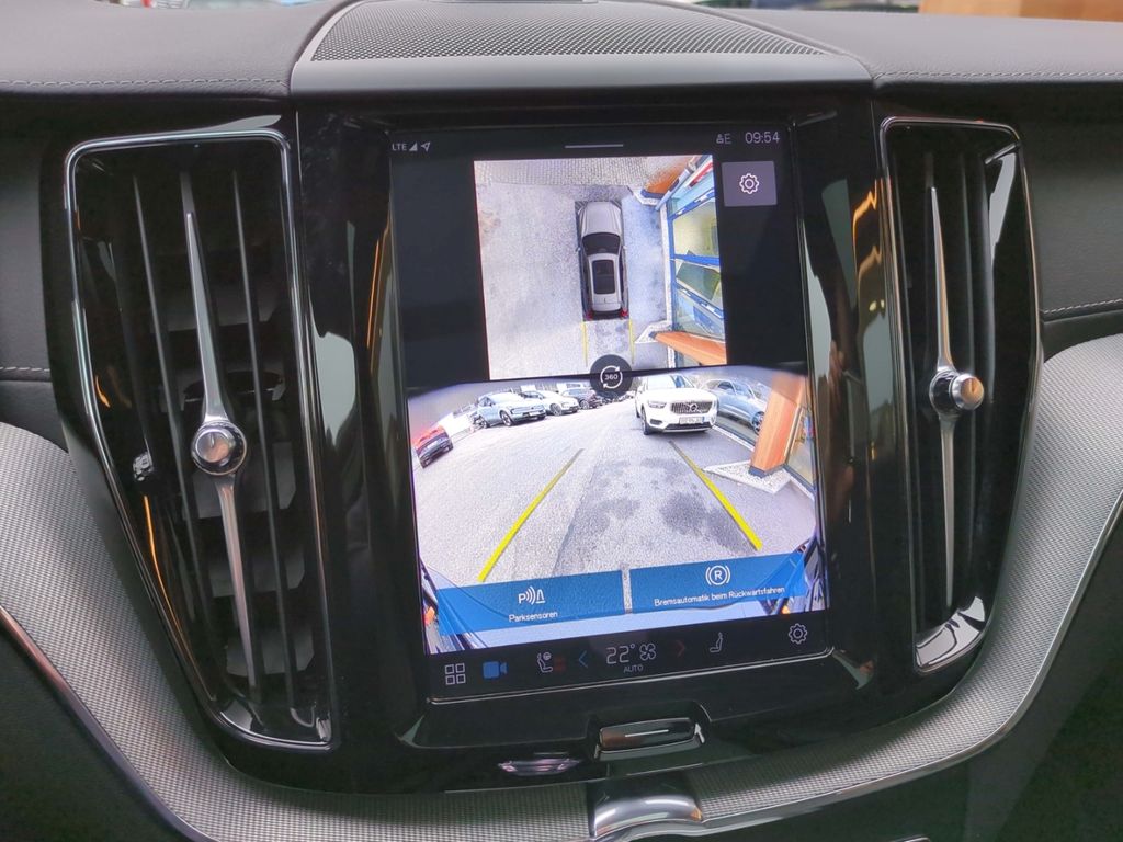 Volvo XC60 2025