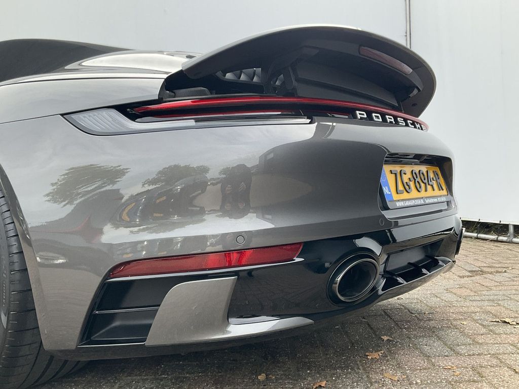 Porsche 992 2019