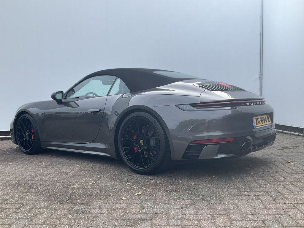 Porsche 992 2019