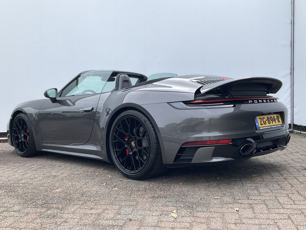 Porsche 992 2019