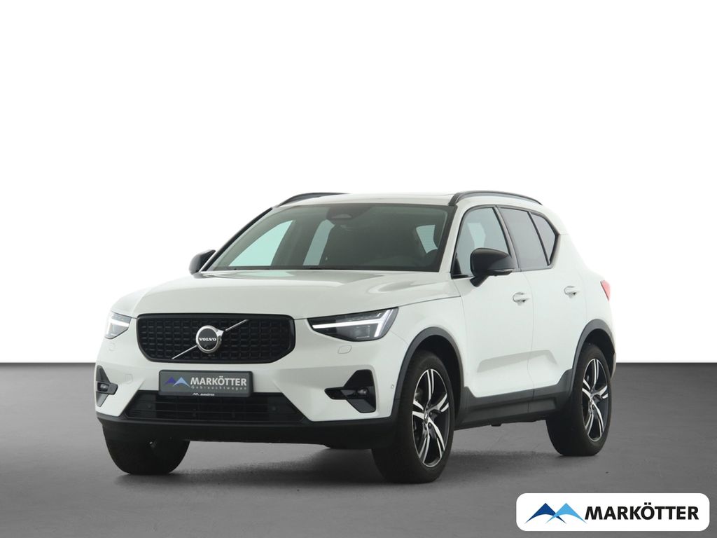 Volvo XC40 2025