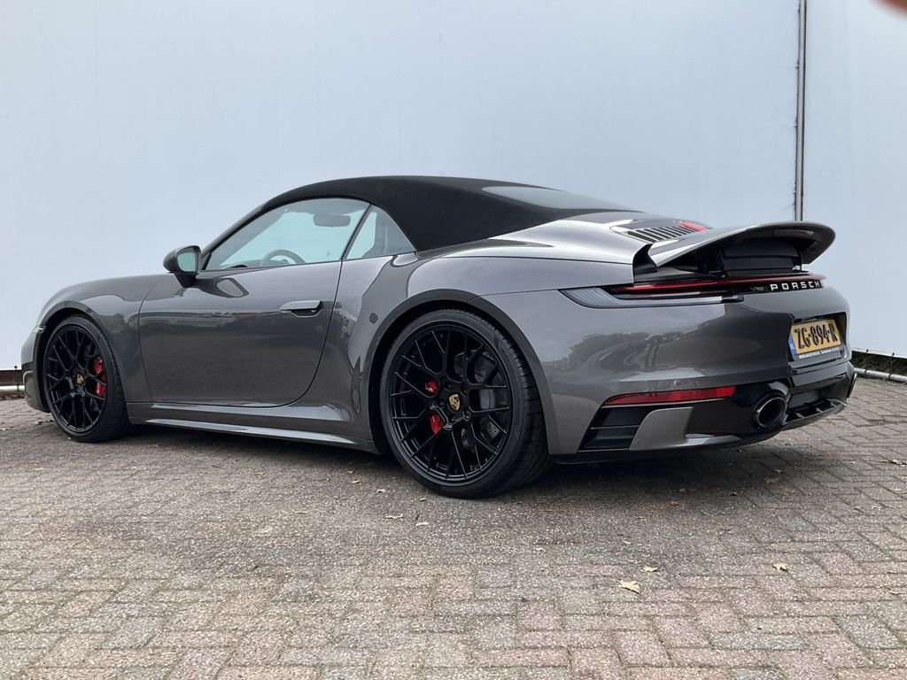 Porsche 992 2019
