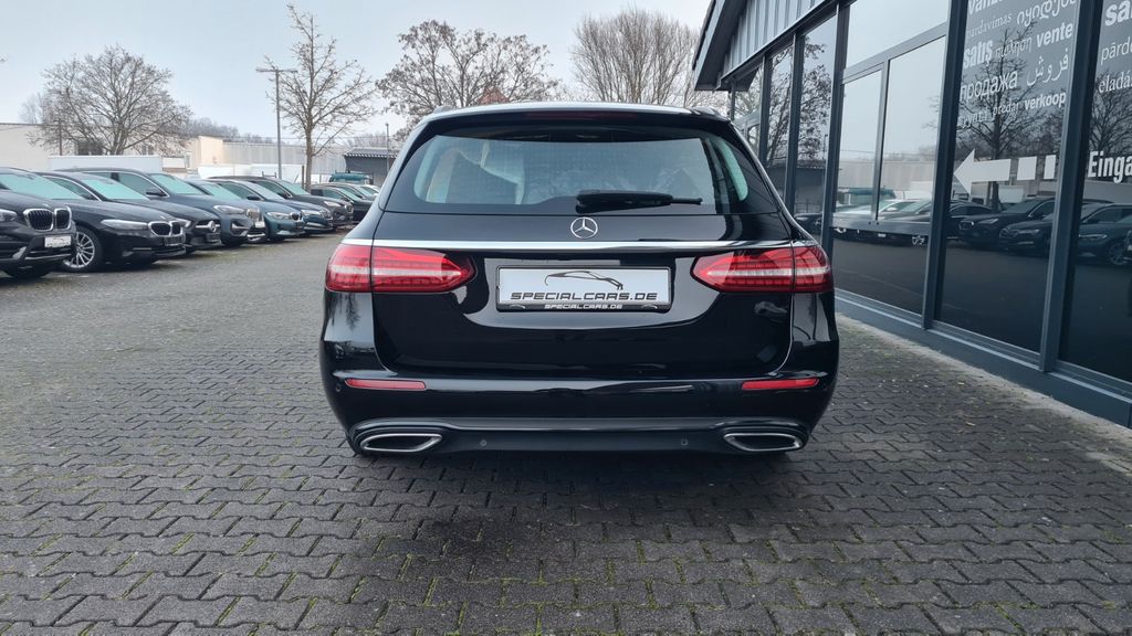 Mercedes-Benz E 200 2023