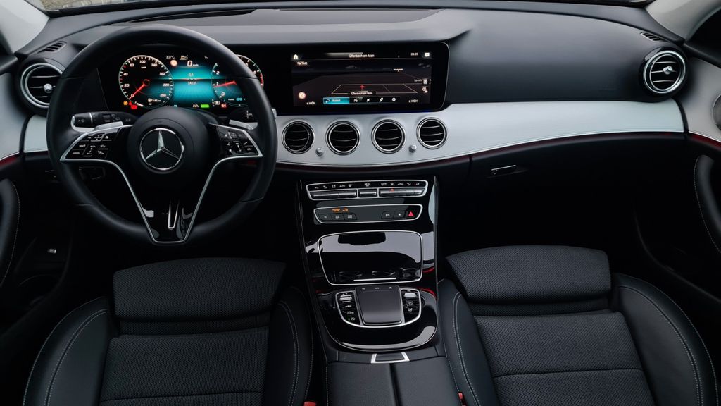 Mercedes-Benz E 200 2023
