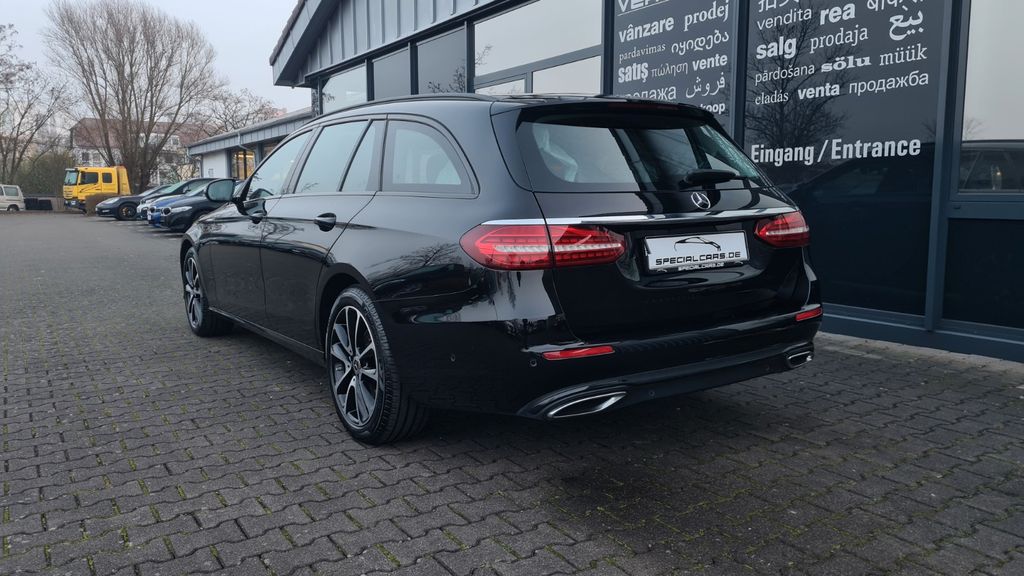 Mercedes-Benz E 200 2023