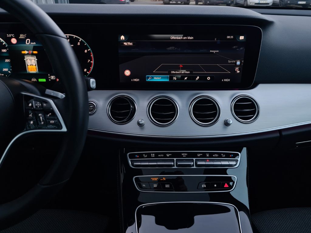 Mercedes-Benz E 200 2023